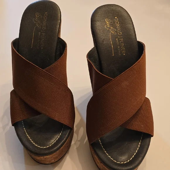 NWOT DONALD PLINER Platforms With Rust Brown Upper And Cork Heel.Sz9 $60 - Picture 1 of 7